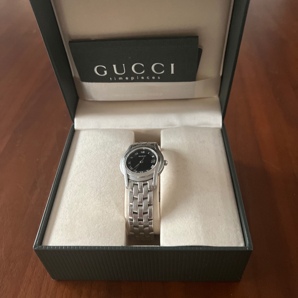 Authentic 5500L Gucci Watch Stainless Steel